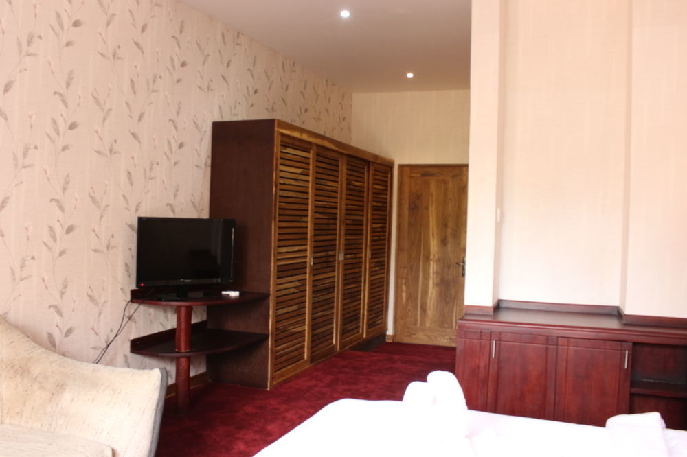 Avasta Resort And Spa أنرادابورام المظهر الخارجي الصورة