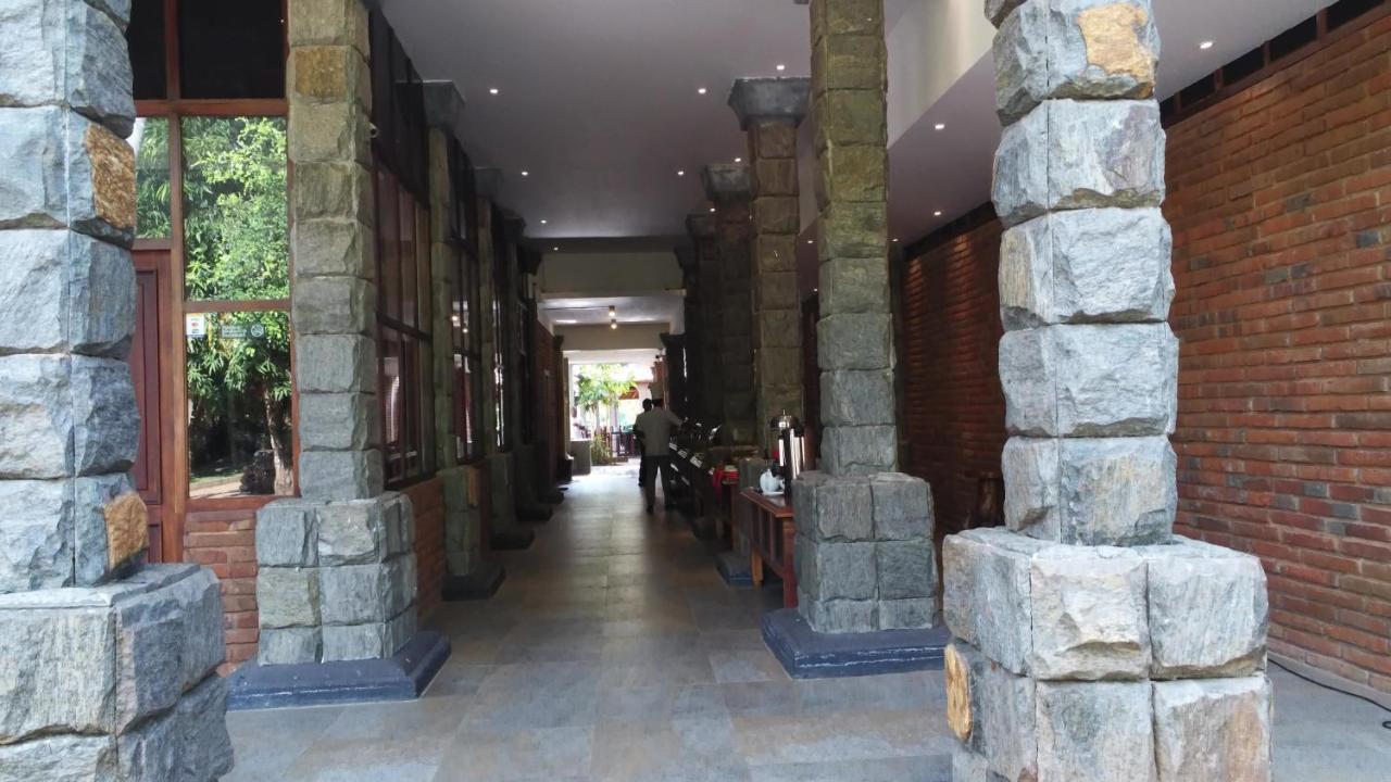 Avasta Resort And Spa أنرادابورام المظهر الخارجي الصورة