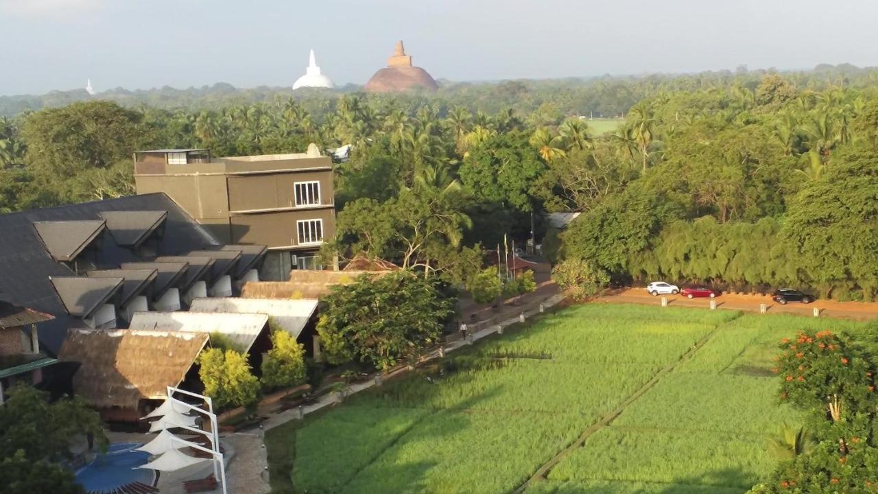 Avasta Resort And Spa أنرادابورام المظهر الخارجي الصورة