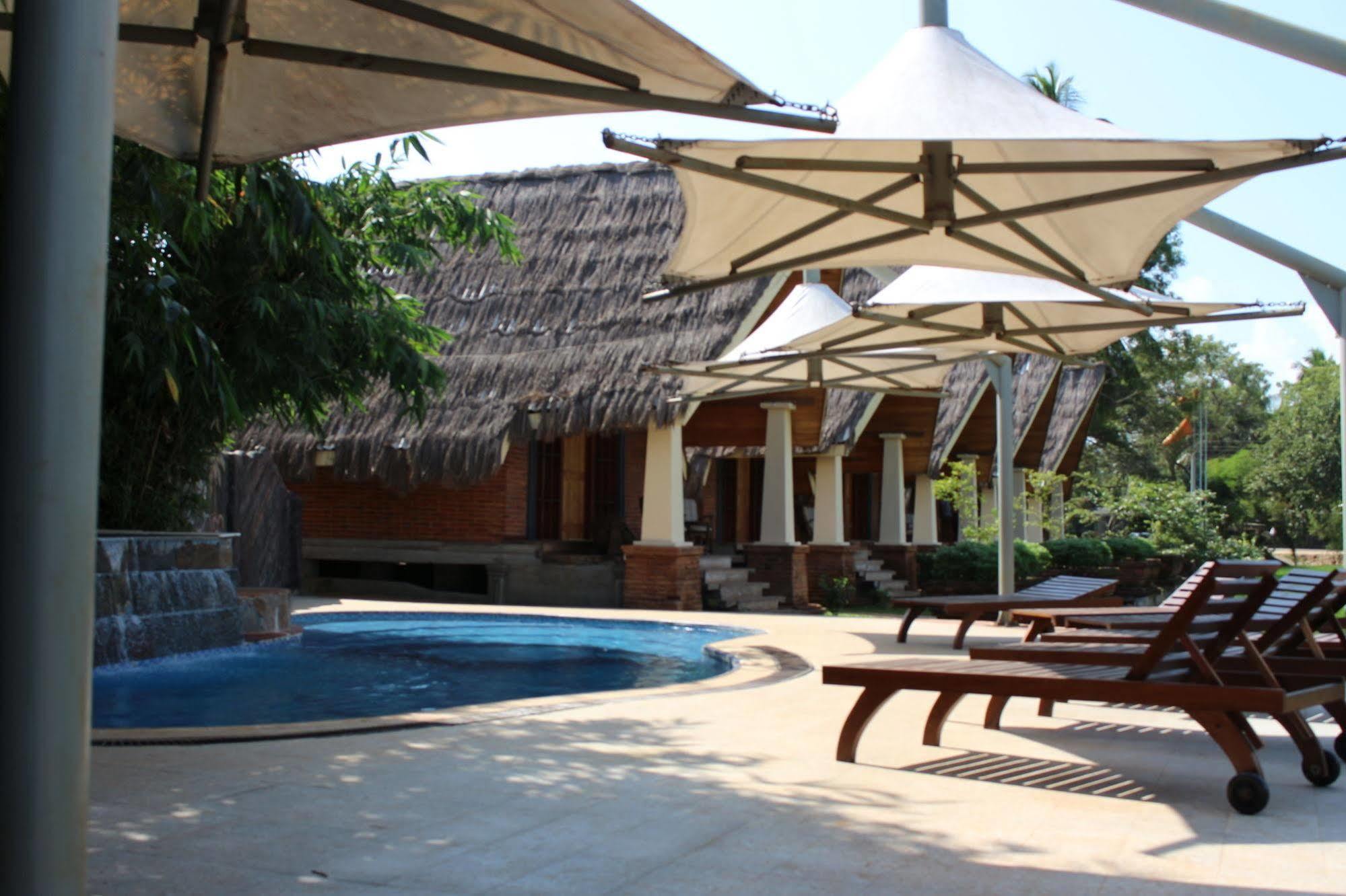 Avasta Resort And Spa أنرادابورام المظهر الخارجي الصورة