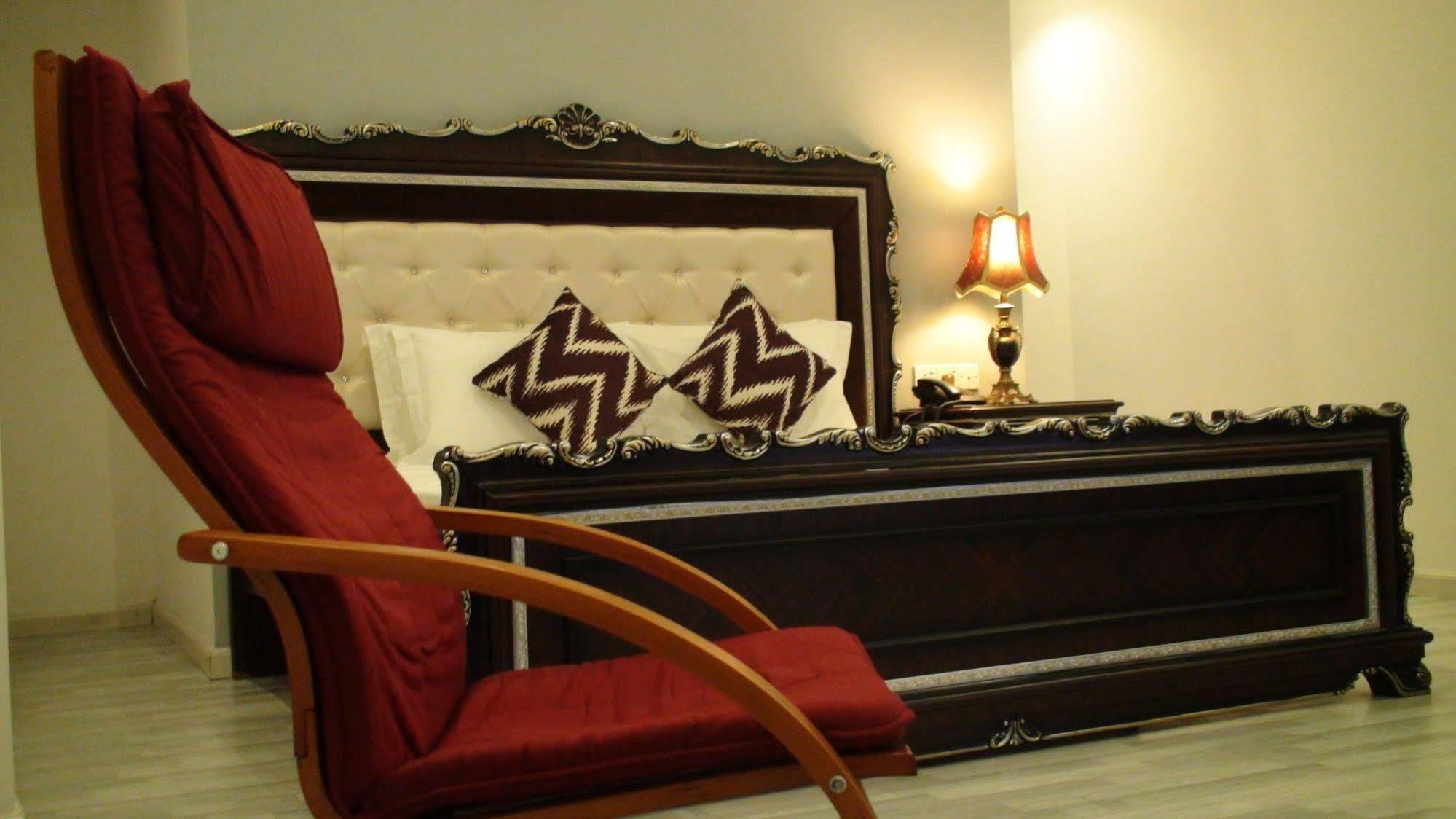 Avasta Resort And Spa أنرادابورام المظهر الخارجي الصورة