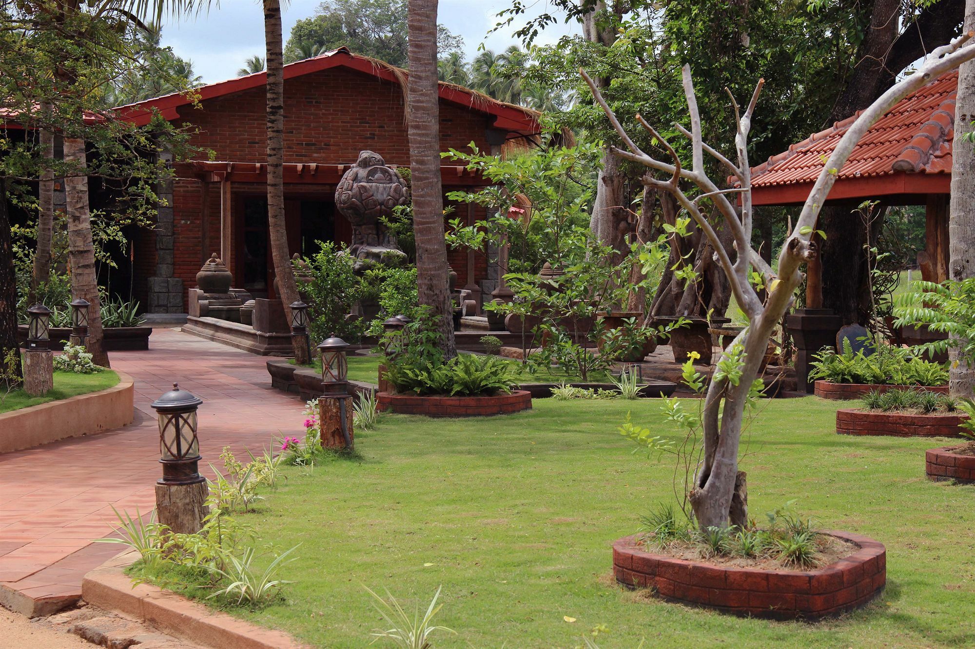 Avasta Resort And Spa أنرادابورام المظهر الخارجي الصورة